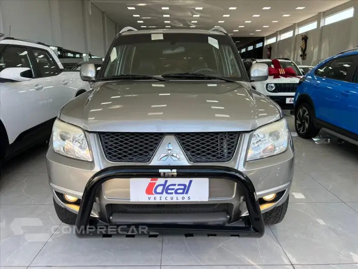 PAJERO TR4 2.0 4X2 16V 140CV FLEX 4P AUTOMÁTICO