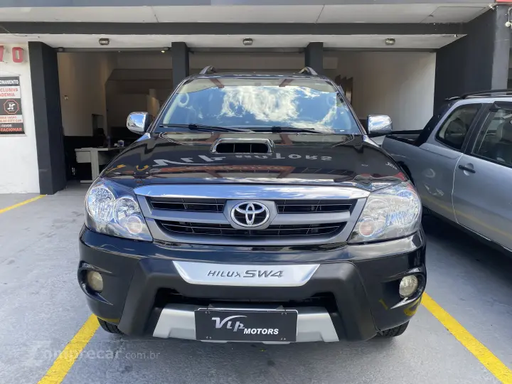HILUX 2.8 SW4 4X4 8V