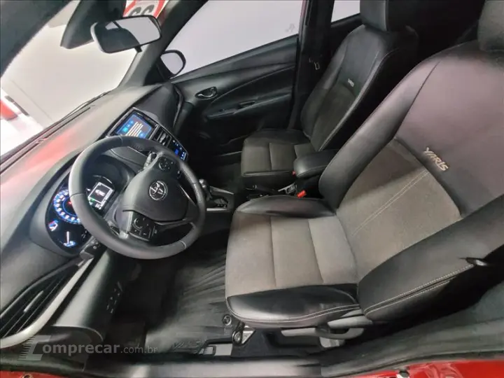 YARIS 1.5 16V XS Connect