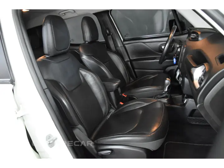 RENEGADE 1.8 16V FLEX LONGITUDE 4P AUTOMÁTICO