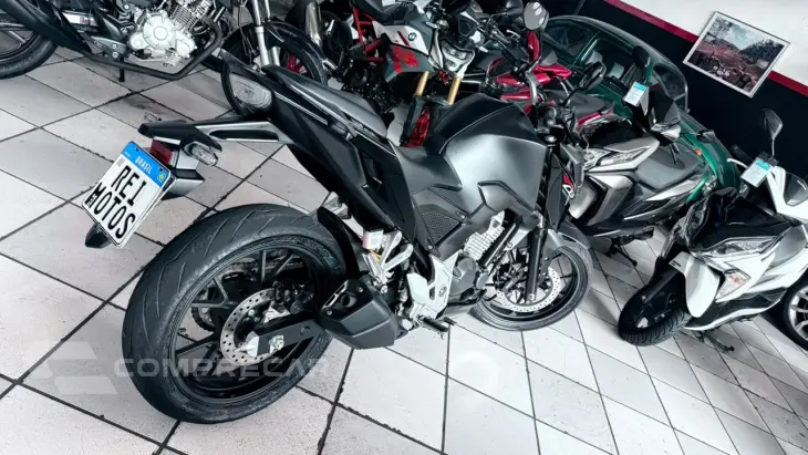 CB 300F TWISTER CBS