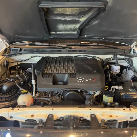 Hilux SW4 SRV D4-D 4x4 3.0 TDI Dies. Aut