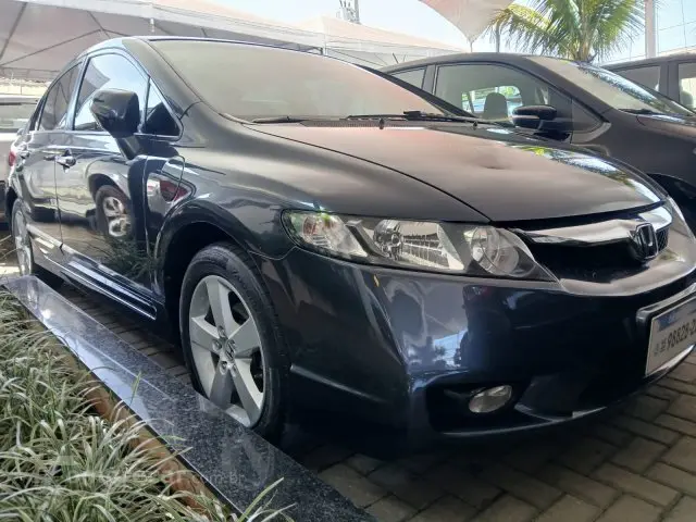 CIVIC - 1.8 LXS 16V 4P AUTOMÁTICO