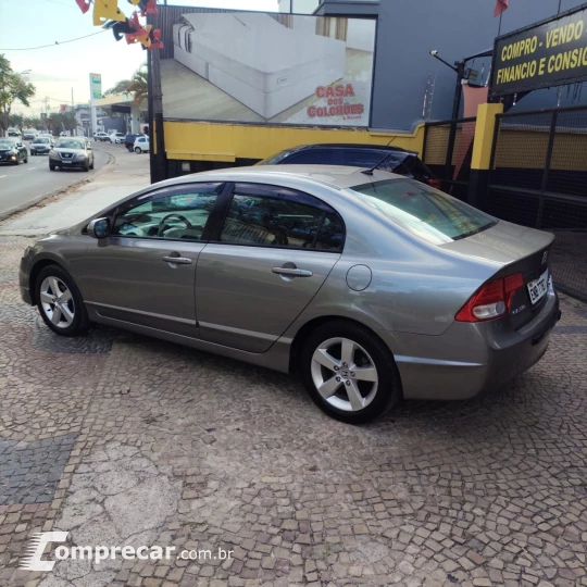 Civic Sedan LXS 1.8/1.8 Flex 16V Aut. 4p