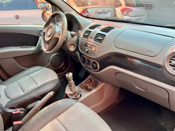 GRAND SIENA 1.6 MPI Essence 16V