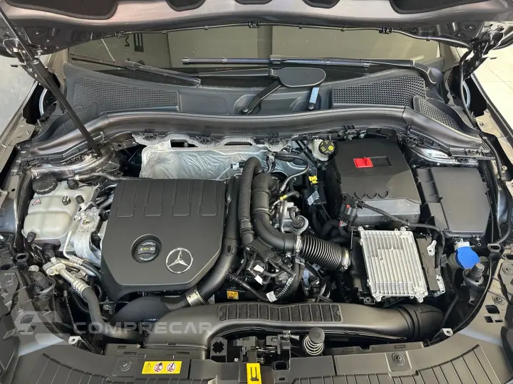GLA 200 Progressive 1.3 TB 16V Aut.(Híb)