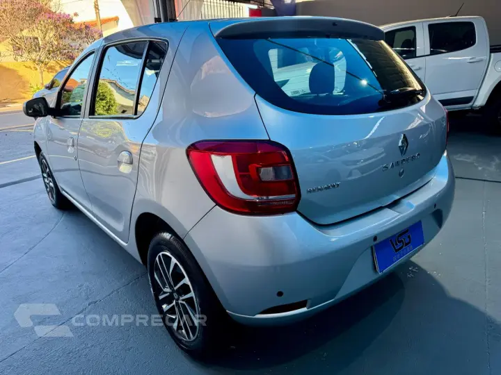 Sandero 1.0 4P EXPRESSION