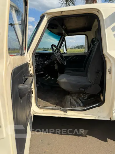 F-1000 3.9 Super Serie 4X2 CS 8V Turbo