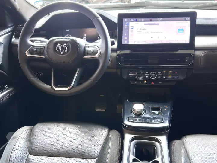 RAMPAGE 2.0 HURRICANE 4 TURBO GASOLINA R/T 4X4 AUTOMÁTICO