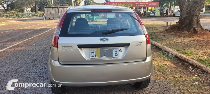FIESTA 1.6 MPI Class Hatch 8V