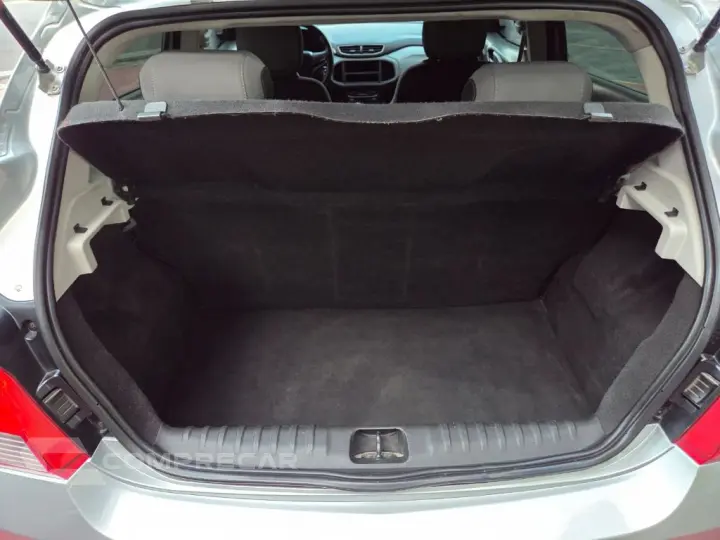 ONIX HATCH LS 1.0 8V FlexPower 5p Mec.