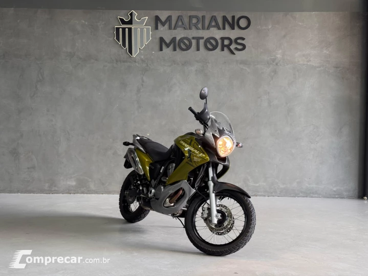 XL 700V TRANSALP