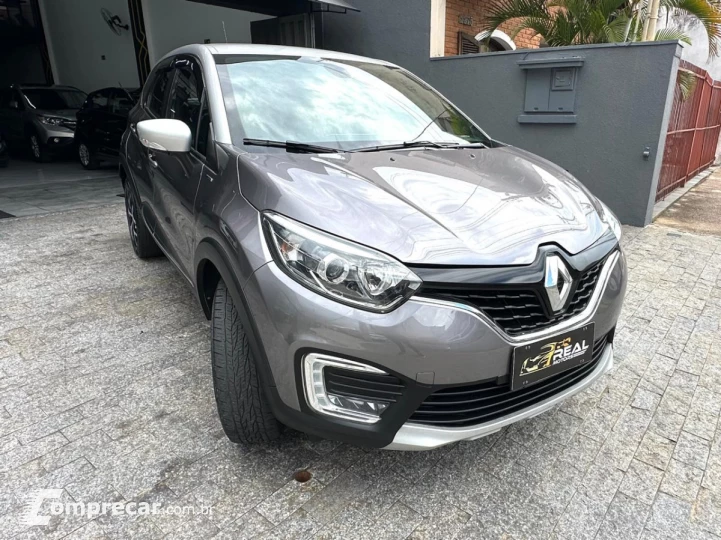 CAPTUR Intense Bose 1.6 16V Flex 5p Aut.
