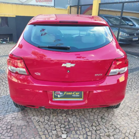 ONIX HATCH LS 1.0 8V FlexPower 5p Mec.