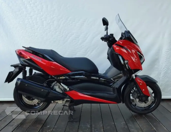 YAMAHA XMAX ABS