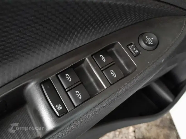 ONIX SEDAN PLUS LTZ 1.0 12V TB FLEX AUT.