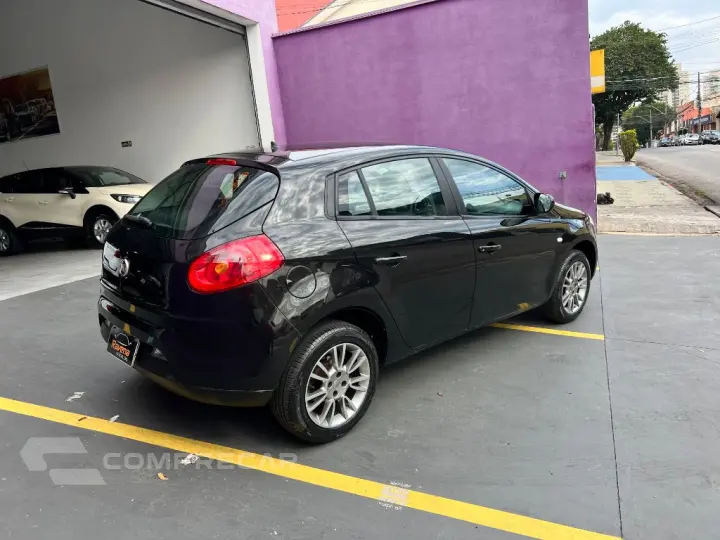 Bravo ESSENCE 1.8 Flex 16V 5p