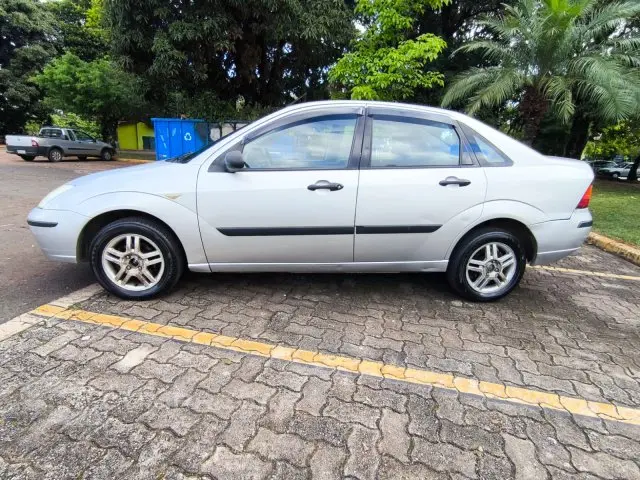 FOCUS HATCH - 2.0 GHIA 16V 4P MANUAL