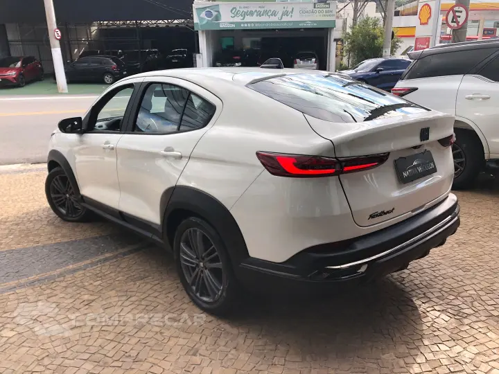 Fastback 1.0 Turbo 200 Flex Cvt
