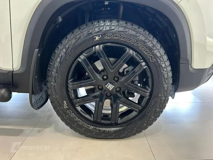 TORO ULTRA 2.0 16V 4x4 TB DIESEL AUT.