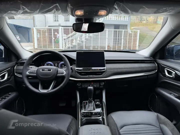 COMMANDER 1.3 T270 Turbo Limited