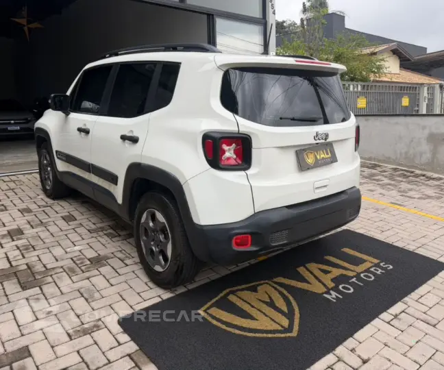 Renegade 1.8 4x2 Flex 16V Aut.