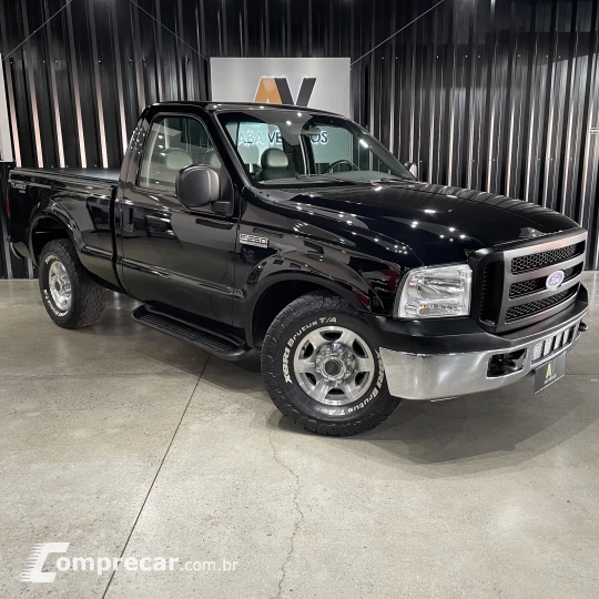 F-250 4.2 XLT 4X2 CS V6