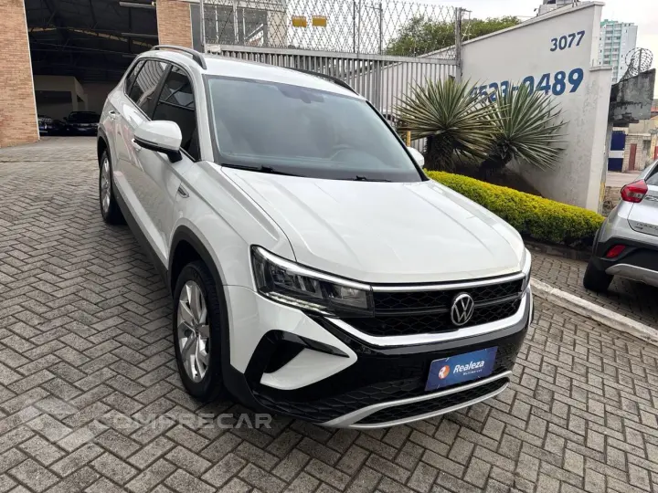 TAOS Comfortline 1.4 250 TSI Flex Aut.
