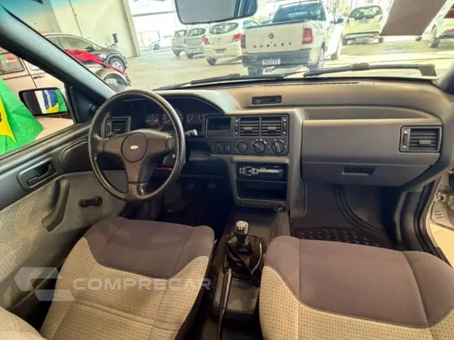 ESCORT - 1.6 GL 8V 2P MANUAL