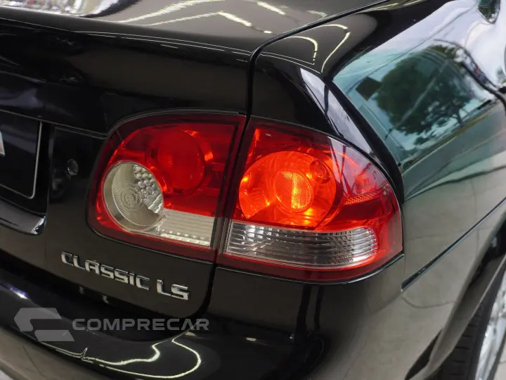 CLASSIC 1.0 MPFI LS 8V FLEX 4P MANUAL