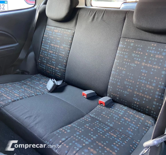 UNO 1.0 EVO Vivace 8V