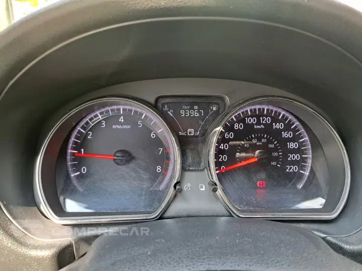 Versa 1.6 16V Flex Sv 4P Manual
