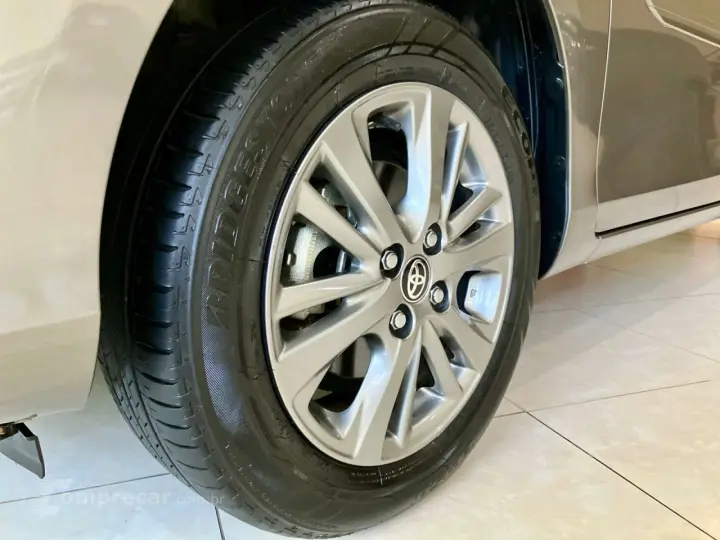 Yaris Sedan 1.5 16V 4P FLEX XL PLUS CONNECT MULTIDRIVE AUTOM