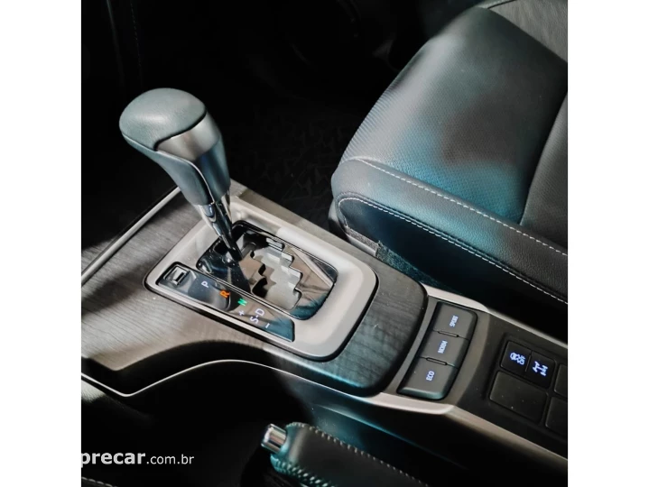 HILUX SW4 2.8 D-4D TURBO DIESEL SRX PLATINUM 7L 4X4 AUTOMÁTI