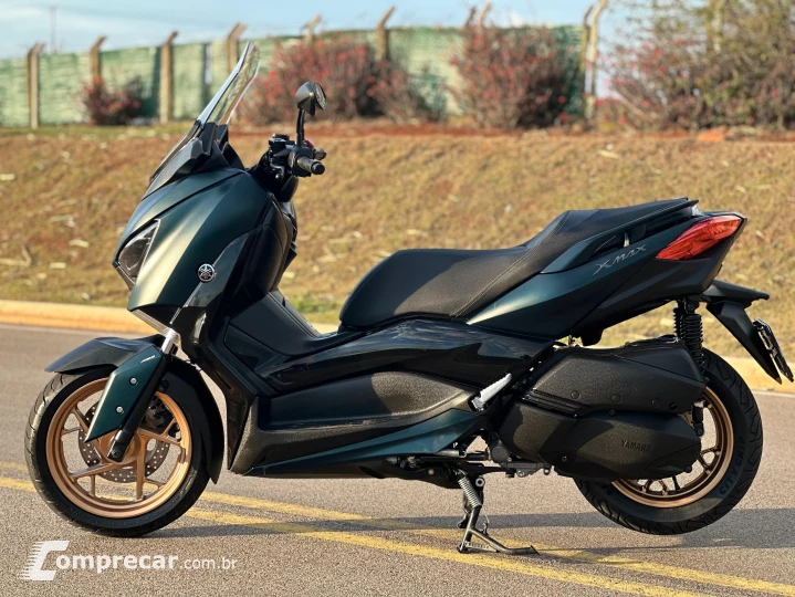 XMAX 250