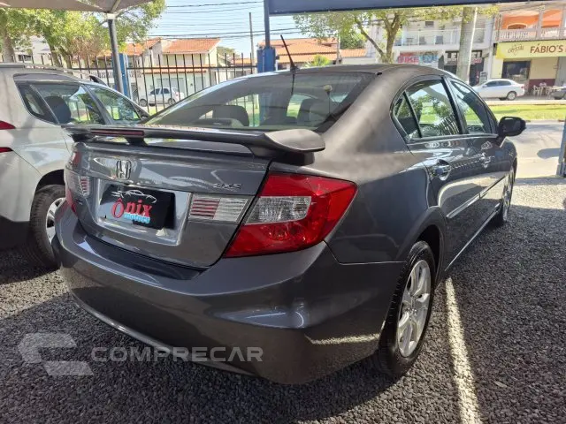 CIVIC - 1.8 EXS 16V 4P AUTOMÁTICO