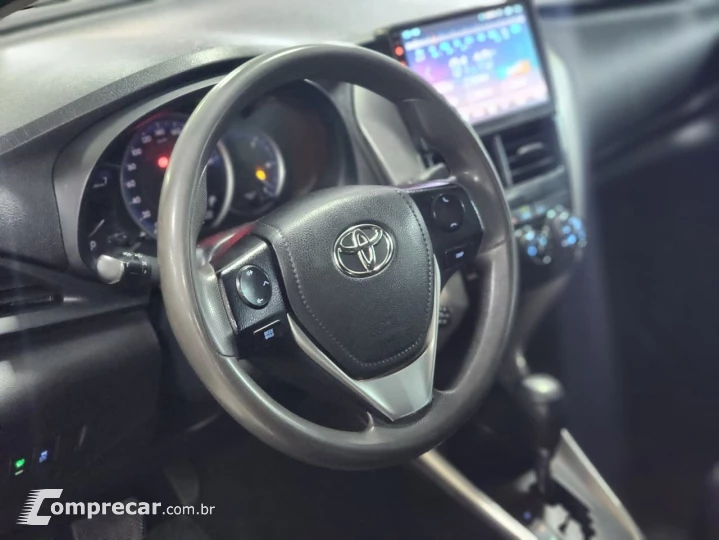 YARIS XL Live Sedan 1.5 Flex 16V 4p Aut.