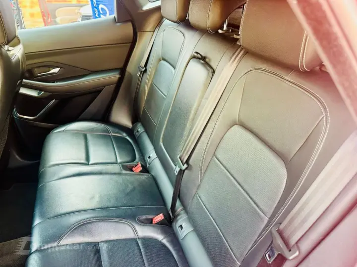 E-Pace R-Dynamic SE 2.0 AWD 300cv Aut.