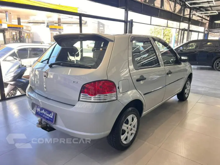 Palio ELX 1.0 Fire/30 Anos F. Flex 8V 4p