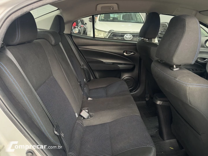 YARIS 1.5 16V Sedan XL