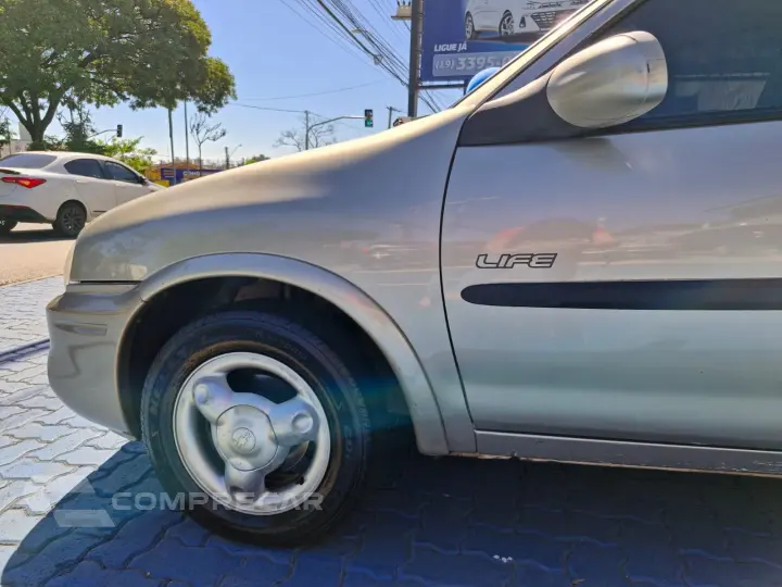 CLASSIC 1.0 MPFI LIFE 8V FLEX 4P MANUAL