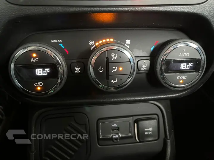 RENEGADE 1.8 16V Longitude