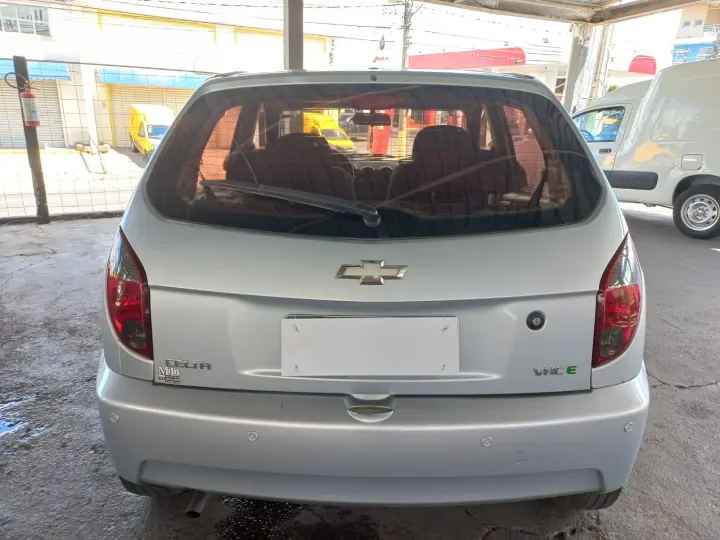 CELTA 1.0 MPFI LT 8V