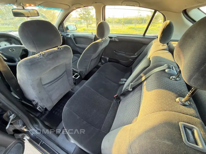 ASTRA 2.0 MPFI Advantage 8V