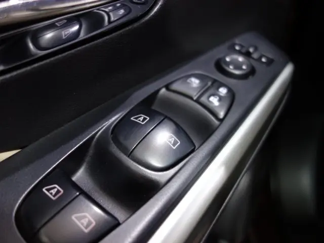 KICKS - 1.6 16V SL 4P XTRONIC