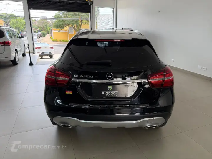 GLA 200 Advance 1.6/1.6 TB 16V Flex Aut.