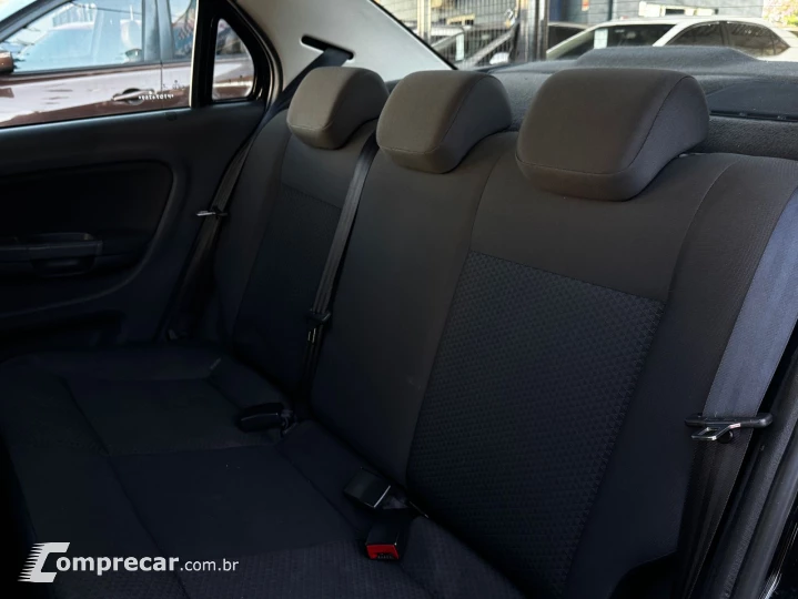 VOYAGE 1.0 12V MPI Totalflex