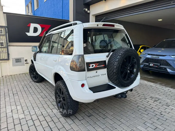 Pajero TR4 2.0 Flex 16V 4X2 Aut.