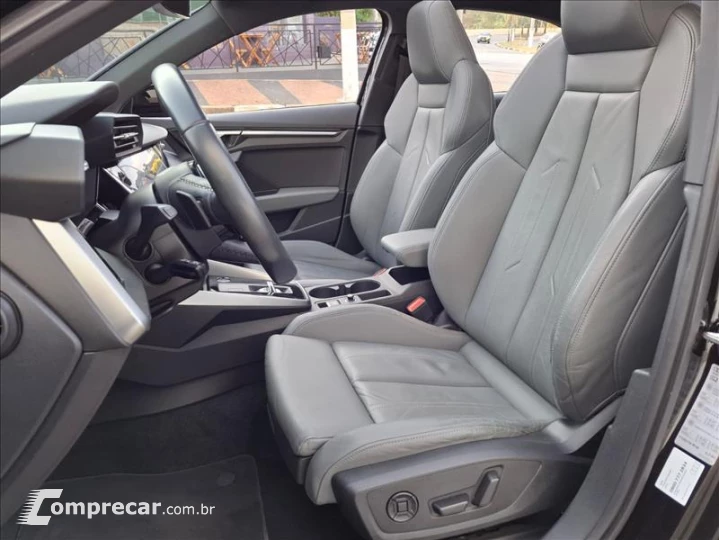 A3 2.0 40 TFSI Sedan Performance Black