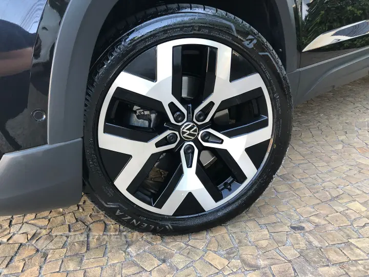 Taos 1.4 250 Tsi Total Flex Highline Automático
